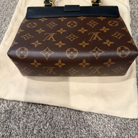 Louis Vuitton Pochette Metis handbag - Picture 4 of 4